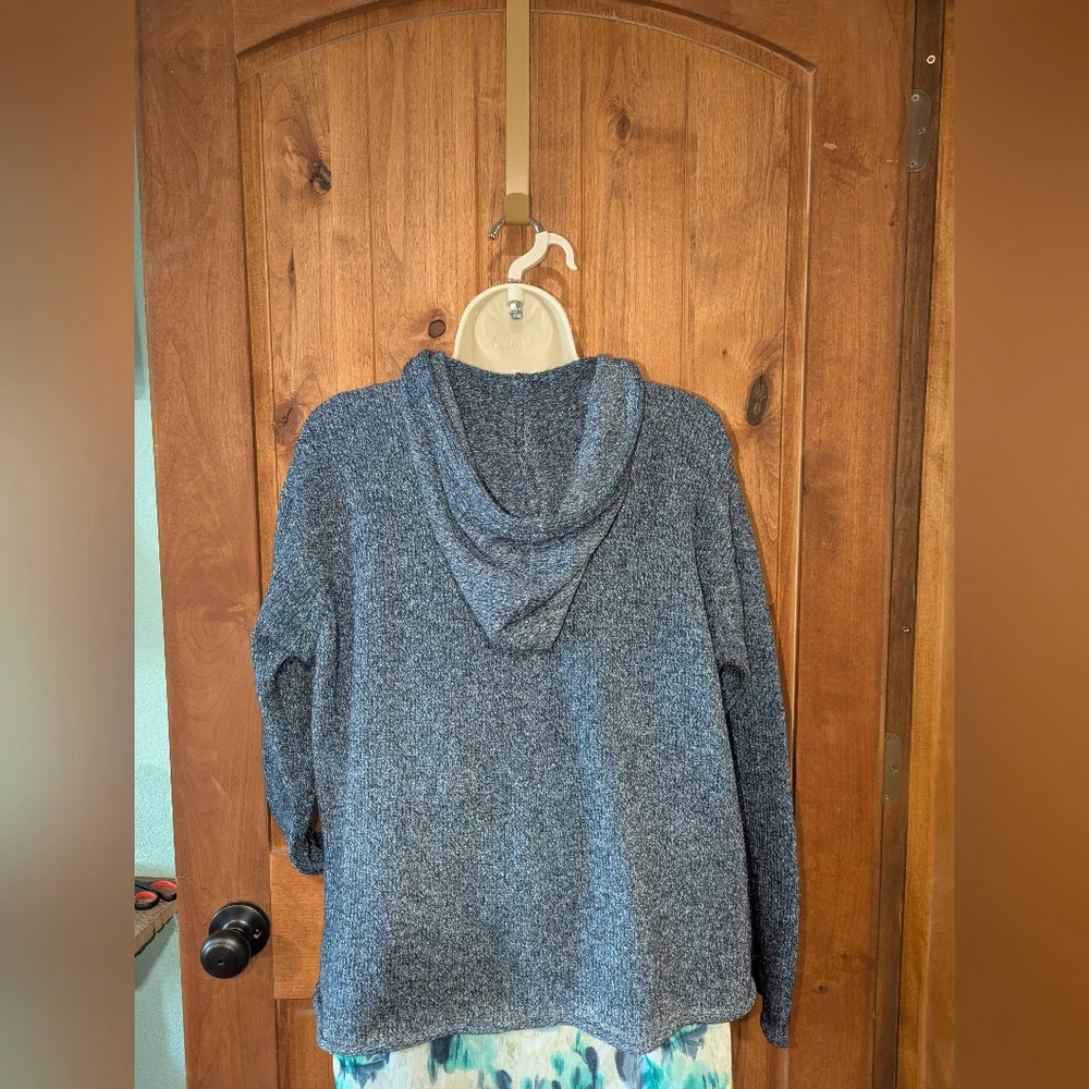 Columbia Blue Knit Cardigan with Zip‎ Front And Hood